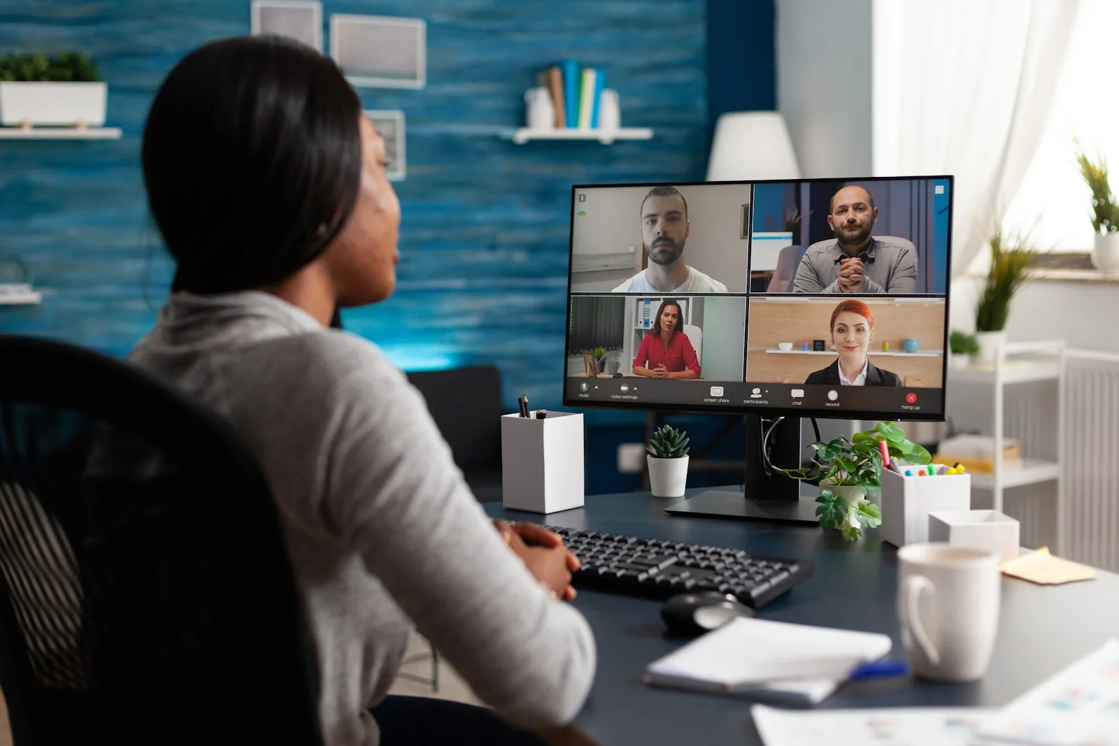 Top 10 Virtual Office Software for Remote Employees and Teams
