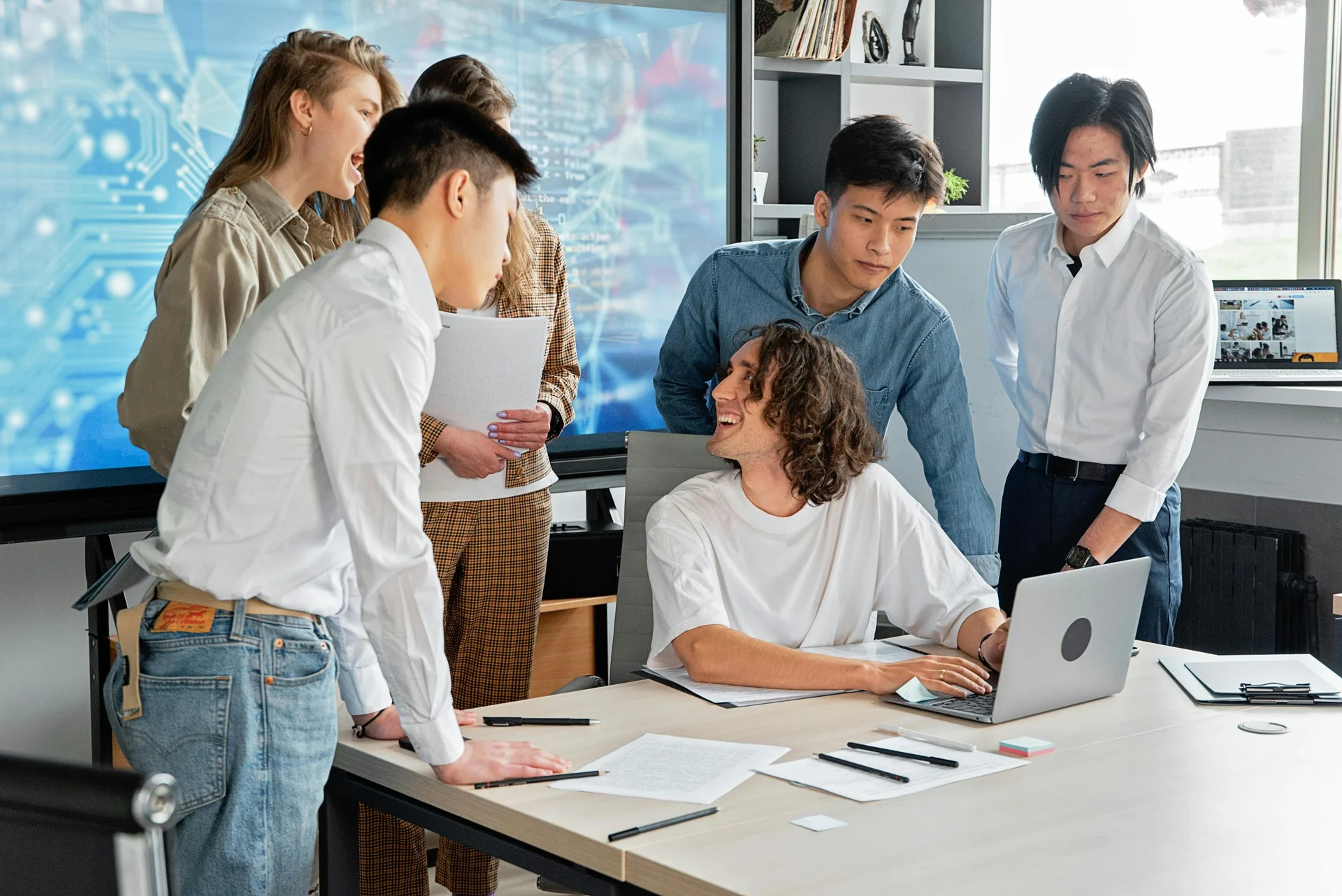 Best 30 Collaboration Tools in 2026 for Remote &amp; Hybrid Work Teams