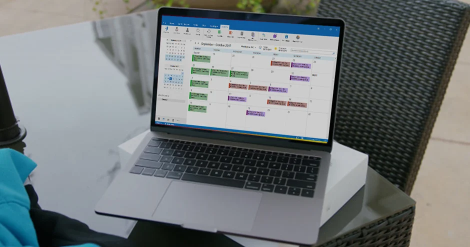 laptop screen showing schedules for meeting