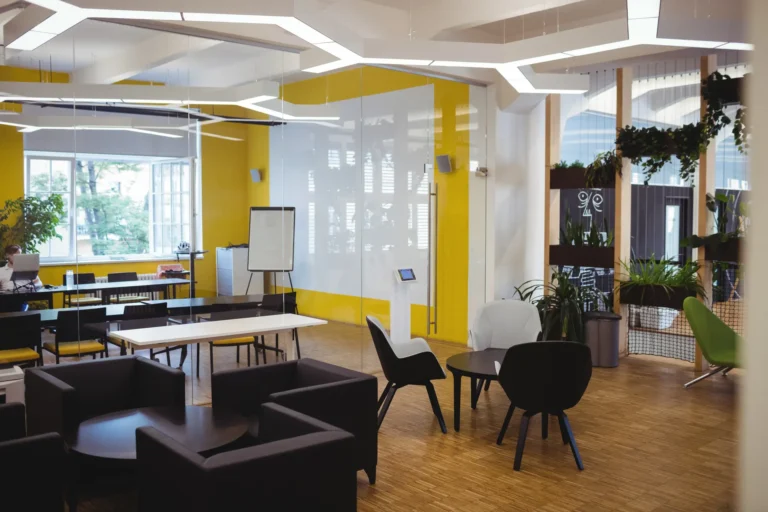 Serviced Offices vs Coworking Spaces